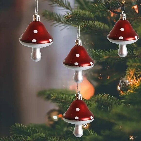 5pcs Rustic Mushroom Christmas Tree Ornaments - Red & White Polka Dot Decor - Picture 2 of 3